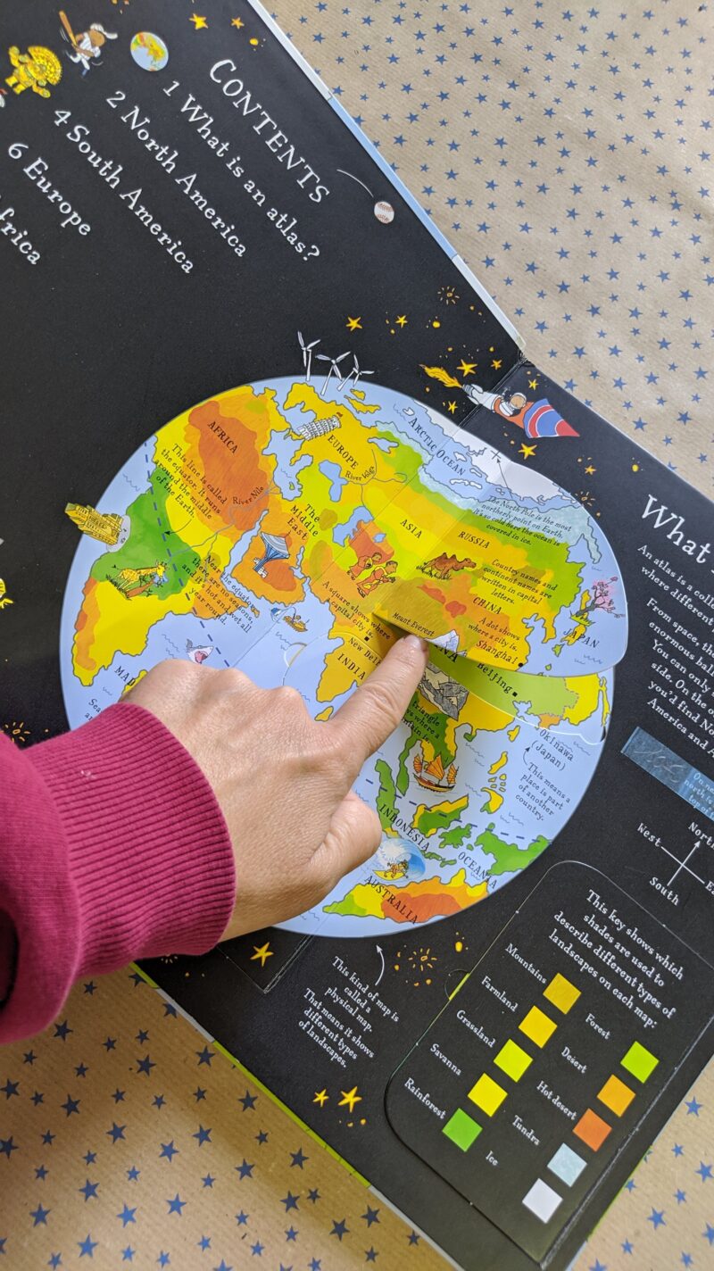 Lift the Flap. Picture Atlas