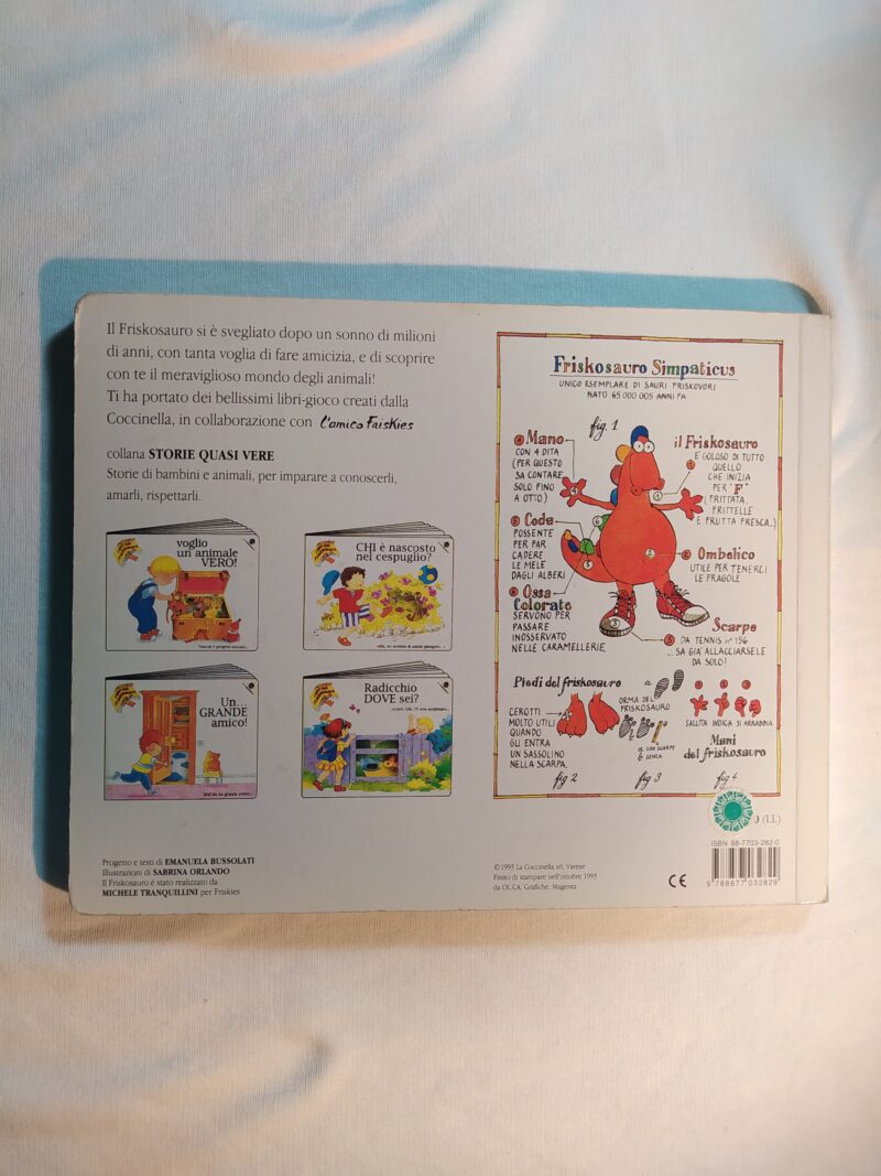 Chi è nascosto nel cespuglio?
Ehi, mi sembra di sentir piangere...