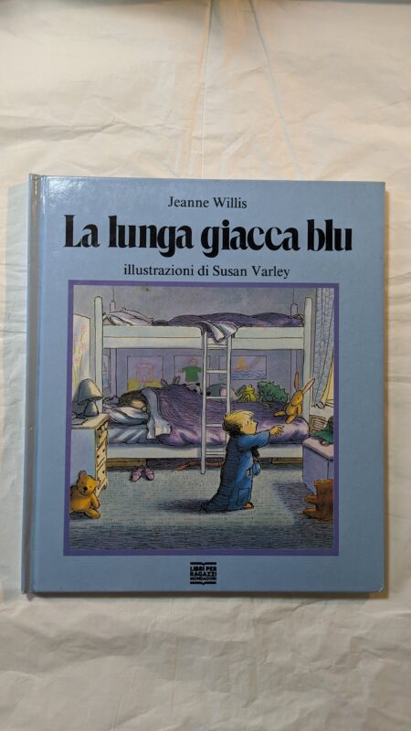 La lunga giacca blu