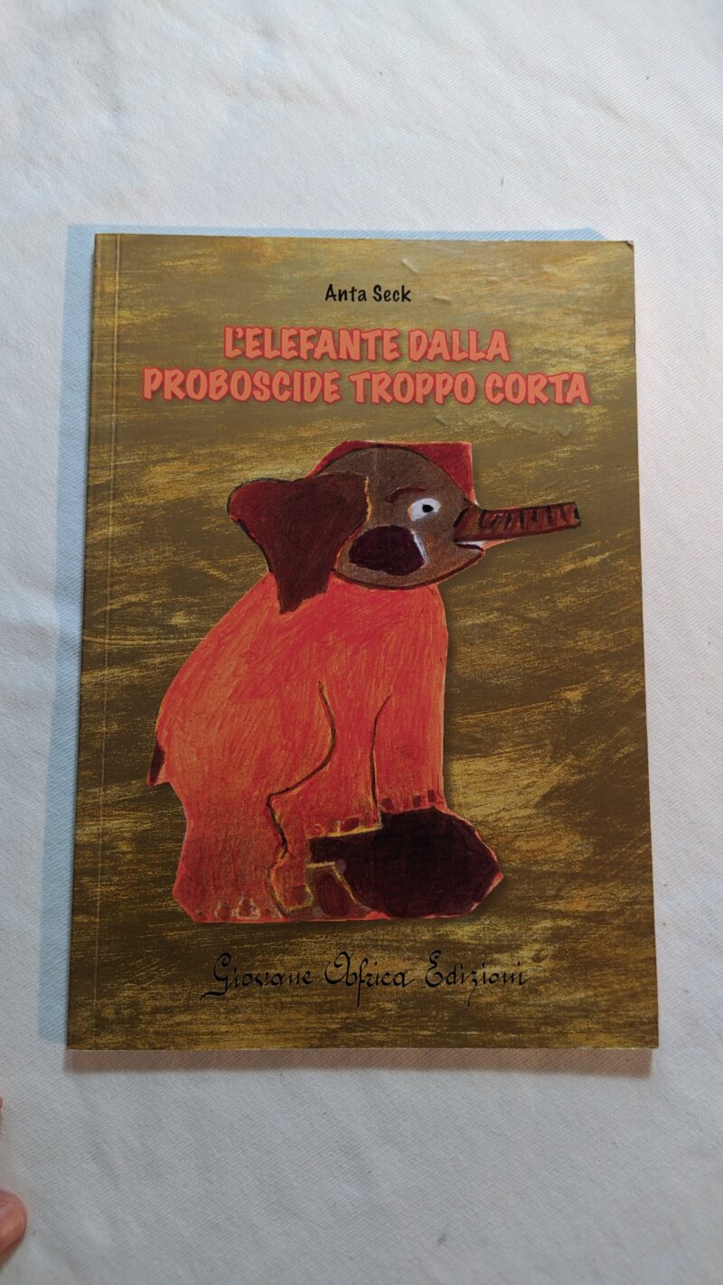 L'elefante con la proboscide troppo corta