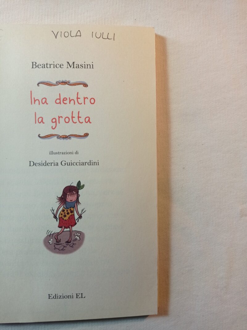 Ina dentro la grotta