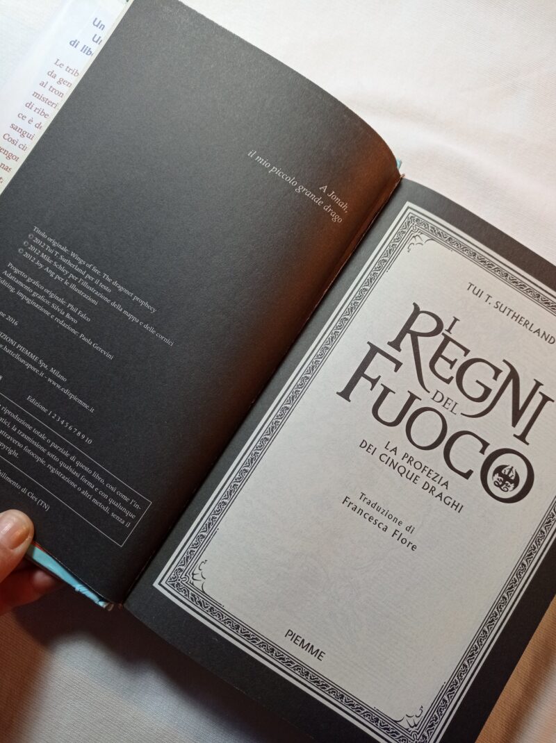 I regni del fuoco
La profezia dei cinque draghi