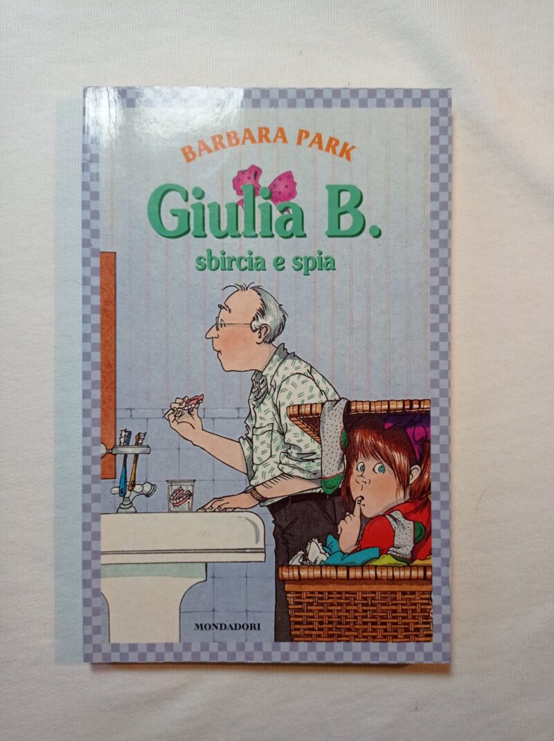 Giulia B. sbircia e spia