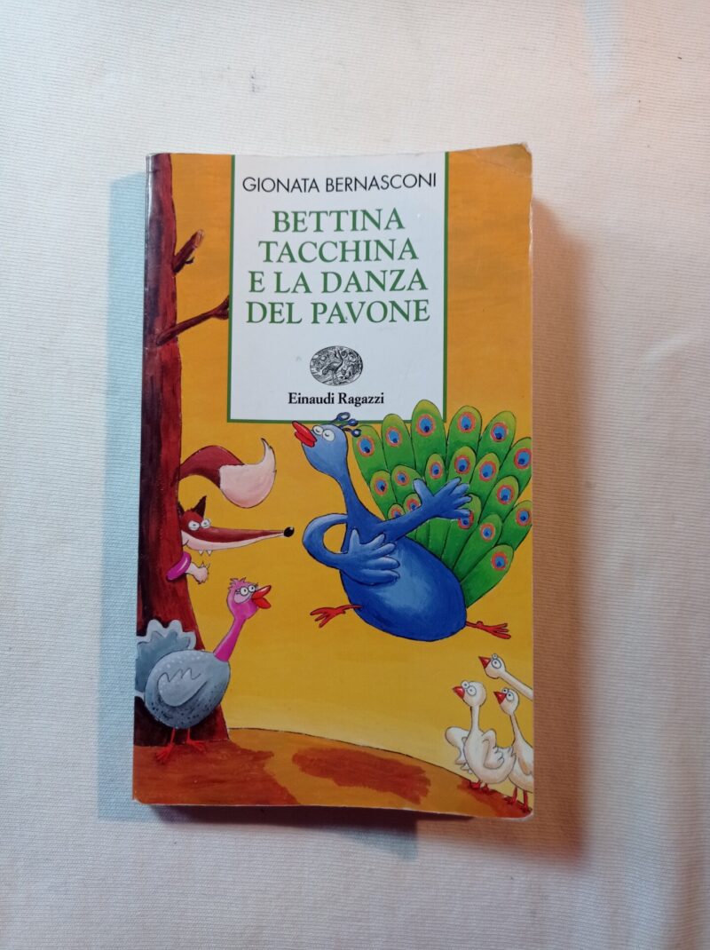 Bettina tacchina e la danza del pavone