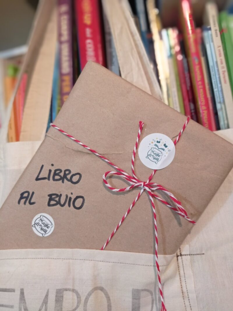 Shopper Mangia, Esplora, Leggi 
con Libro a sorpresa