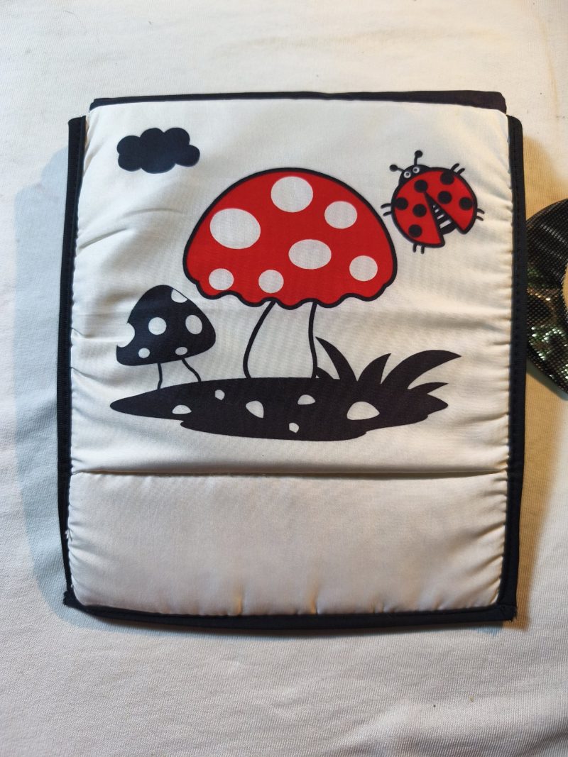 Libro tattile con specchio